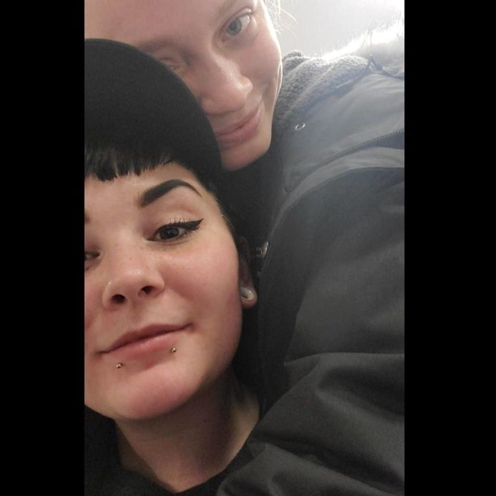 Meet your Posher, Elise